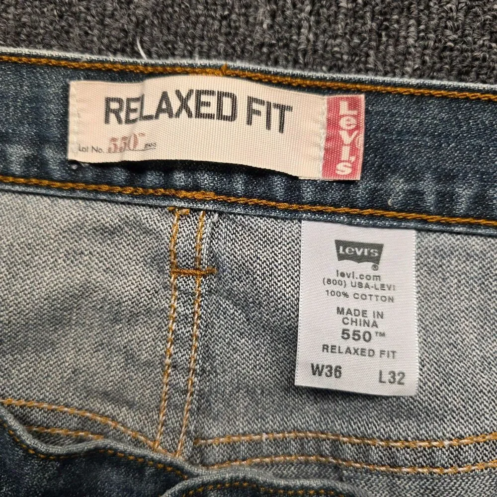 Levis 550 Jeans Mens 36x32 Relaxed Fit Tapered Leg Blue Medium Stonewash Denim